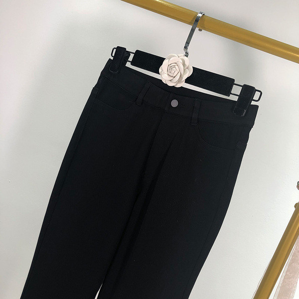 Pantaloni negri de dama cu talie inalta - model slim