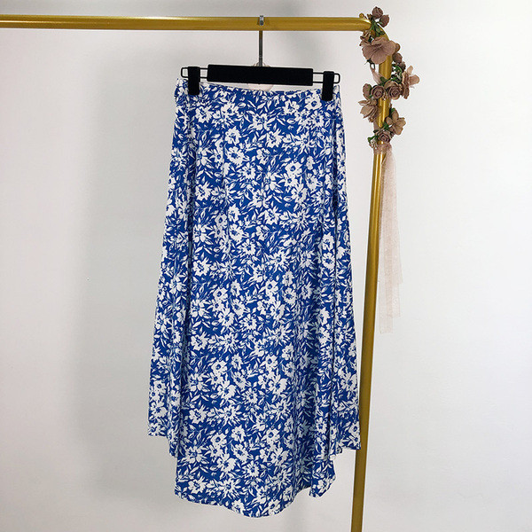 Fusta lunga dama - model lat in albastru cu model