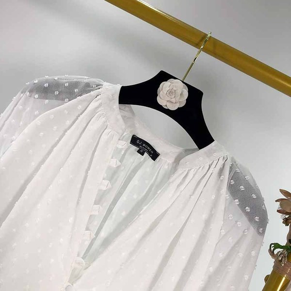 Cămașă de damă modernă din tul de culoare albă