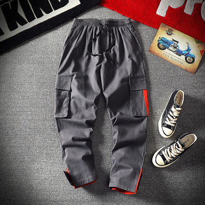 Férfi nadrág három színben nyakkendővel és zsebbel