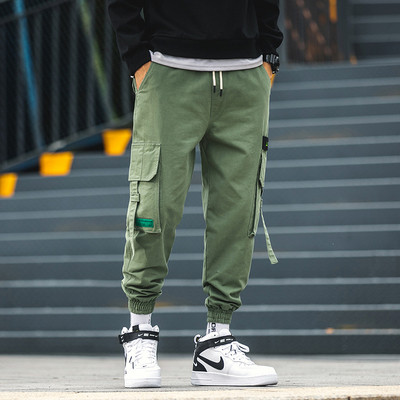 Pantaloni casual barbatesti in trei culori cu buzunare si cravate