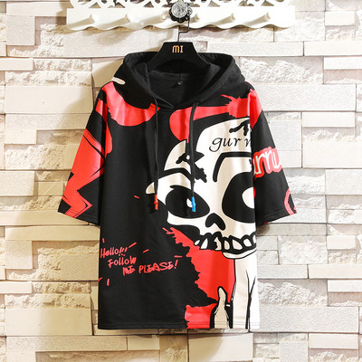 Tricou barbatesc in doua culori cu aplicatie si gluga