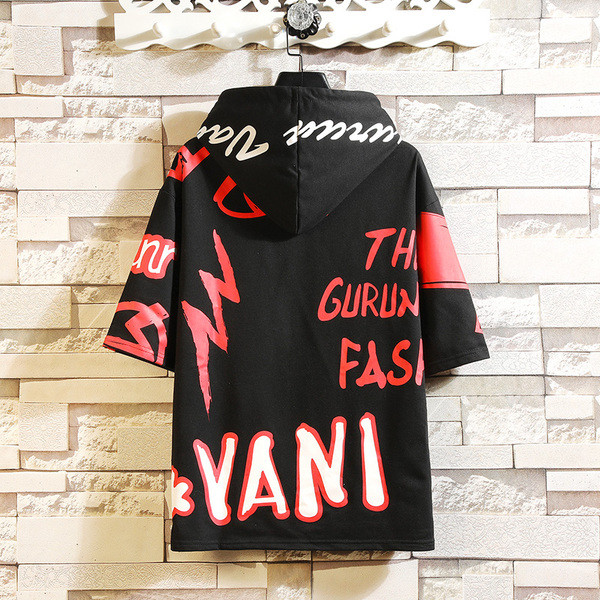 Tricou barbatesc in doua culori cu aplicatie si gluga