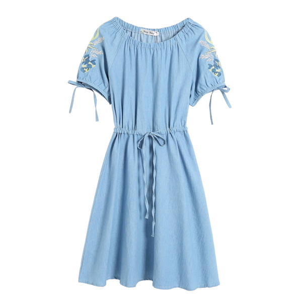 Rochie casual de dama in albastru cu maneci scurte