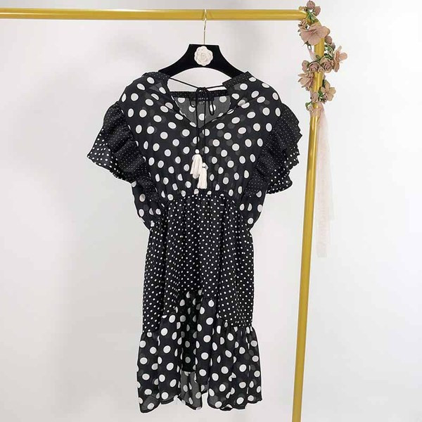 Fekete pöttyös női ruha - szabású modell