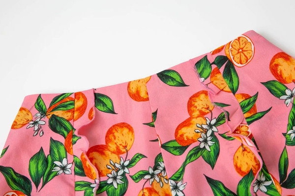 Pantaloni scurți actuali cu talie înaltă în roz cu model de culoare