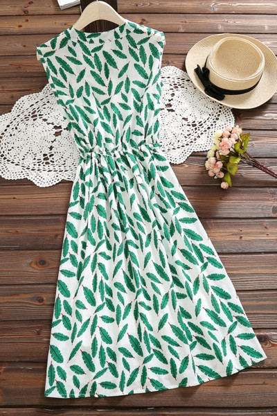 Rochie moderna de dama cu model floral si talie inalta