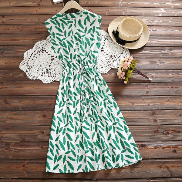 Rochie moderna de dama cu model floral si talie inalta