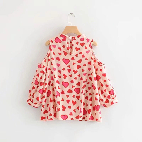 Bluza de dama cu aplicatie - inima in roz