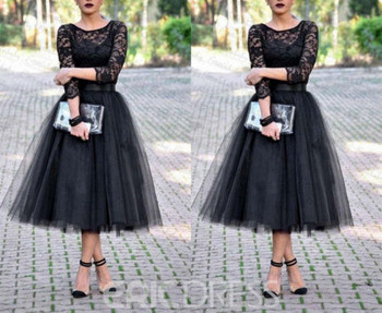 Rochie elegantă de damă cu mâneci lungi și dantelă de culoare neagră