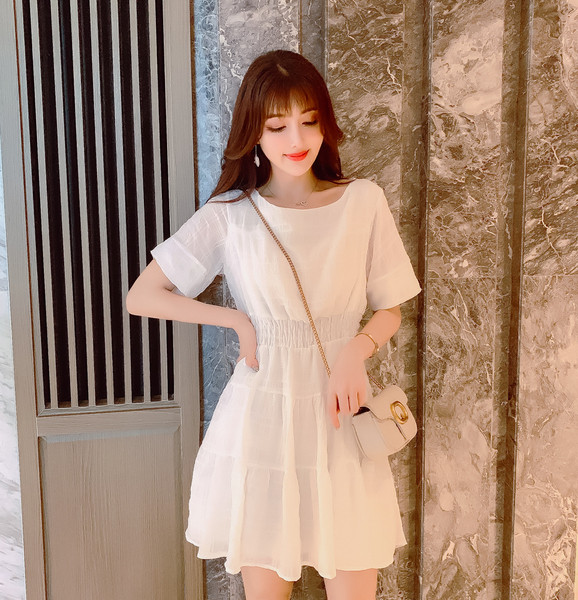 Modern női ruha gumírozott derékkal, két színben