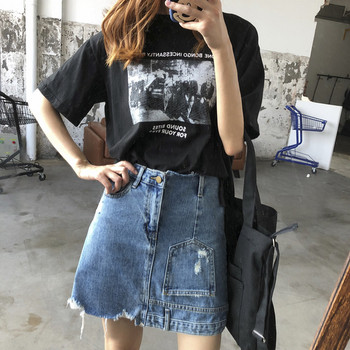 Fusta modernă scurtă din denim cu talie înaltă în albastru