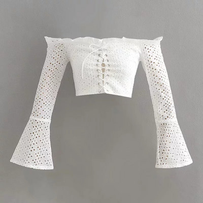 Bluza dama - model scurt in culoarea alba