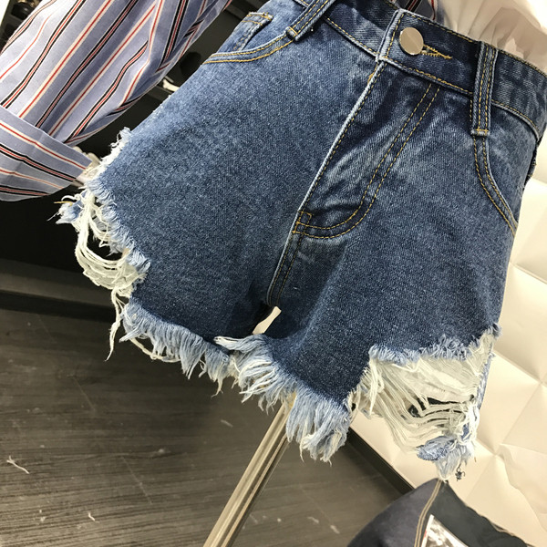 Pantaloni scurți din denim cu motive rupte și talie înaltă în două culori