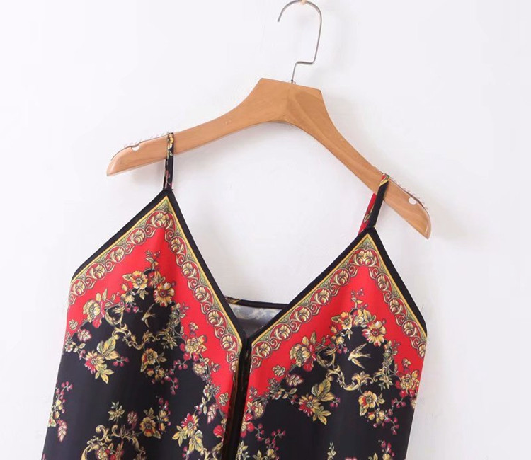 Top de damă asimetric cu model cu model