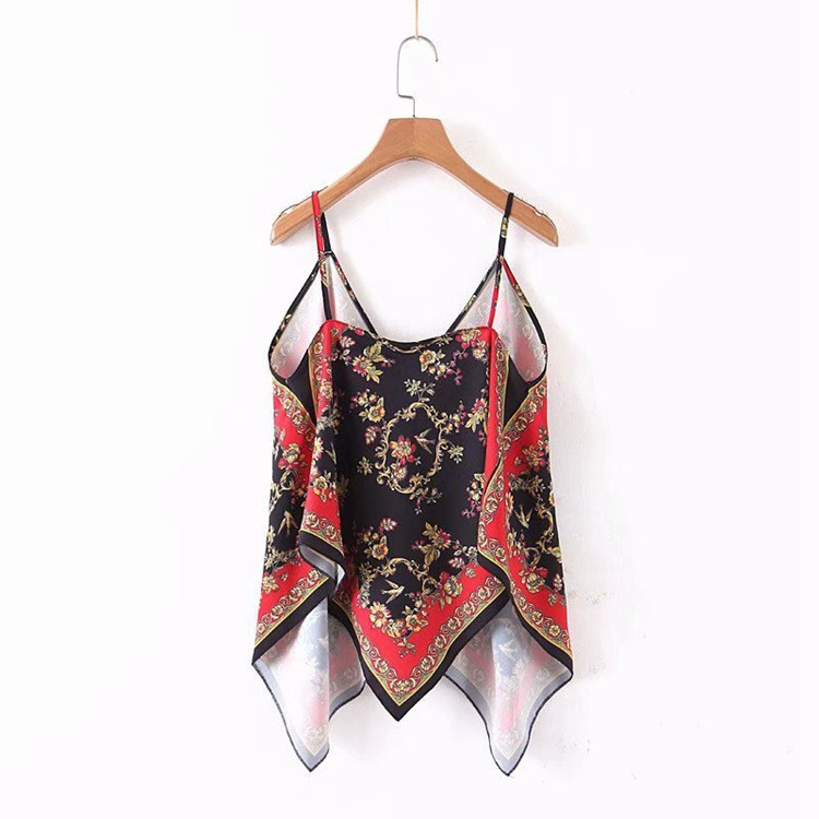 Top de damă asimetric cu model cu model