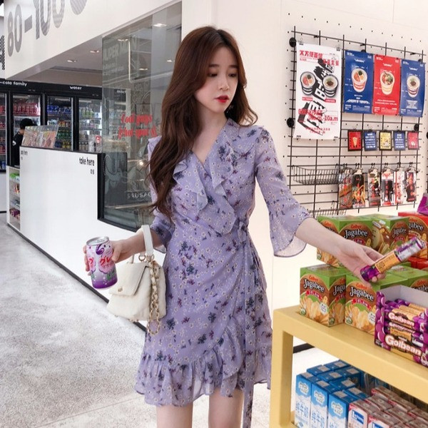 Rochie casual de dama cu model floral in mov