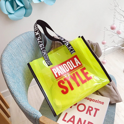 Geanta de dama moderna cu inscriptii in patru culori