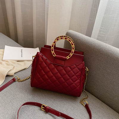 Geanta dama casual cu elemente metalice in mai multe culori