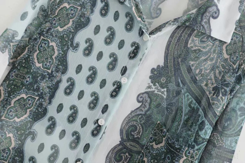 Cămașă de damă cu model colorat - model lung