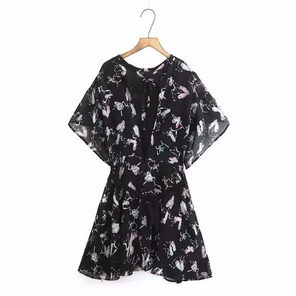 Rochie de dama cu model intr-o culoare inchisa