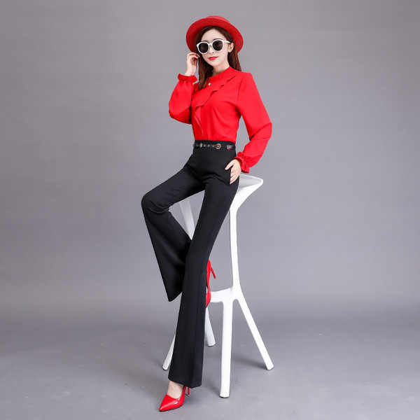 Модерен дамски панталон в черен цвят с колан