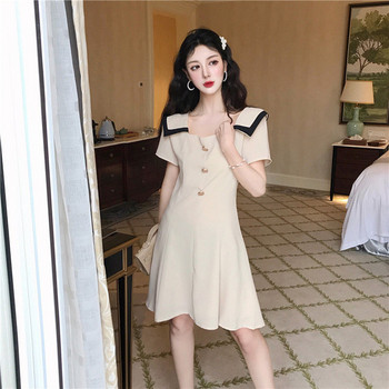 Modern női ruha két színben - szabású modell