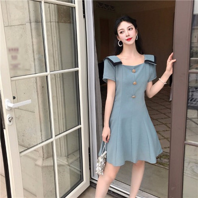 Modern női ruha két színben - szabású modell