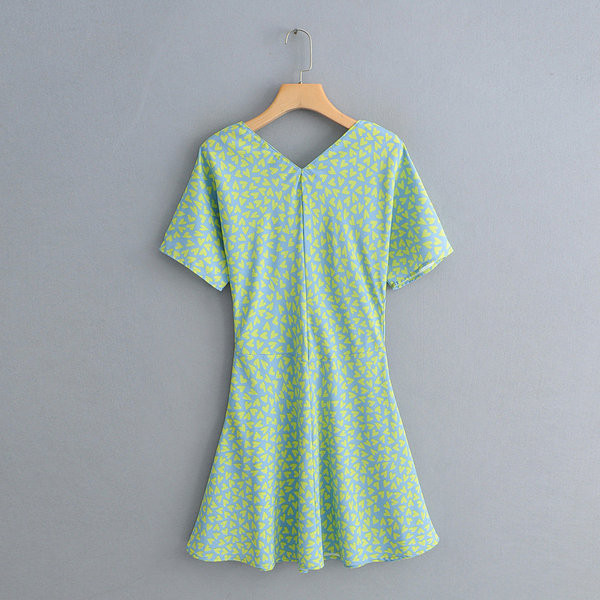 Zöld színű, rövid ujjú női ruha