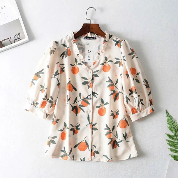 Bluza de dama cu model colorat si maneci scurte