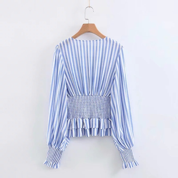 Cămașă actuală de damă în dungi cu decolteu în V