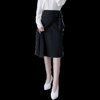 Fusta de dama actuala in negru si albastru