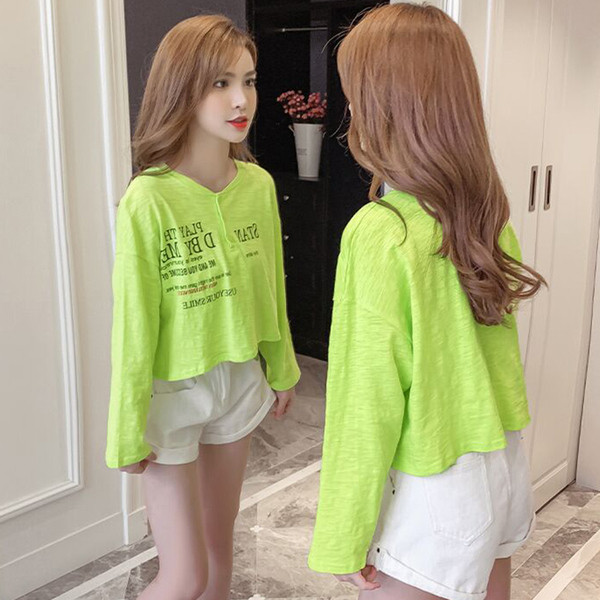 Bluză casual de damă în două culori cu nasturi și inscripții