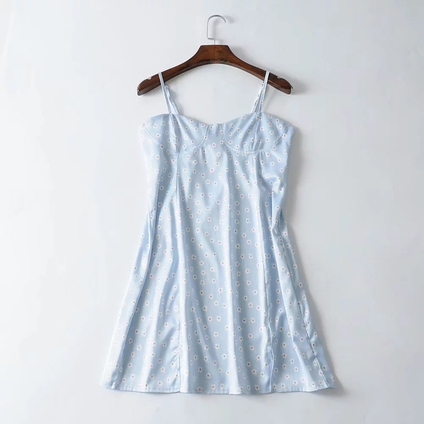 Modern női ruha - vágott modell kék színben