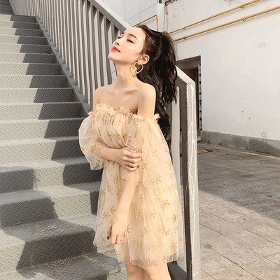 Rochie scurtă de damă modernă cu mâneci căzute