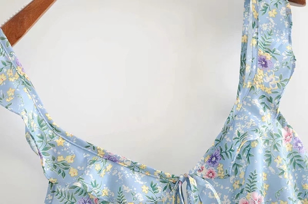 Rochie casual de dama moderna cu motive florale