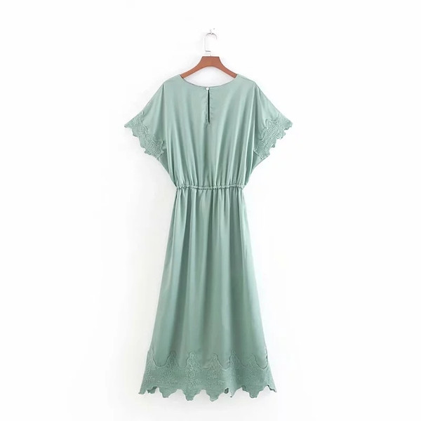 Rochie de dama cu decolteu in culoarea verde