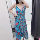 Rochie de dama cu bretele subtiri in albastru - model asimetric