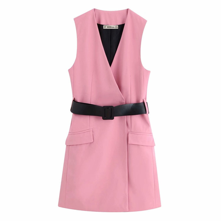 Rochie moderna de dama in roz cu curea