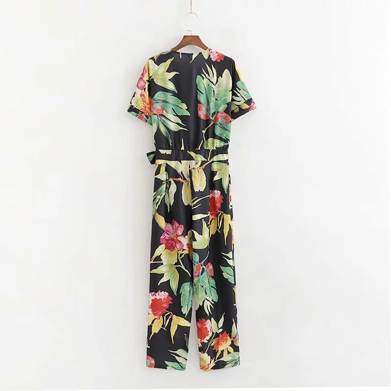 Salopetă de damă modernă cu model floral și mâneci scurte