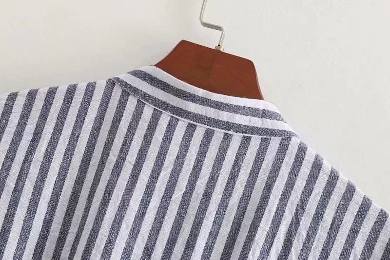 Salopeta de dama in dungi cu centura in talie