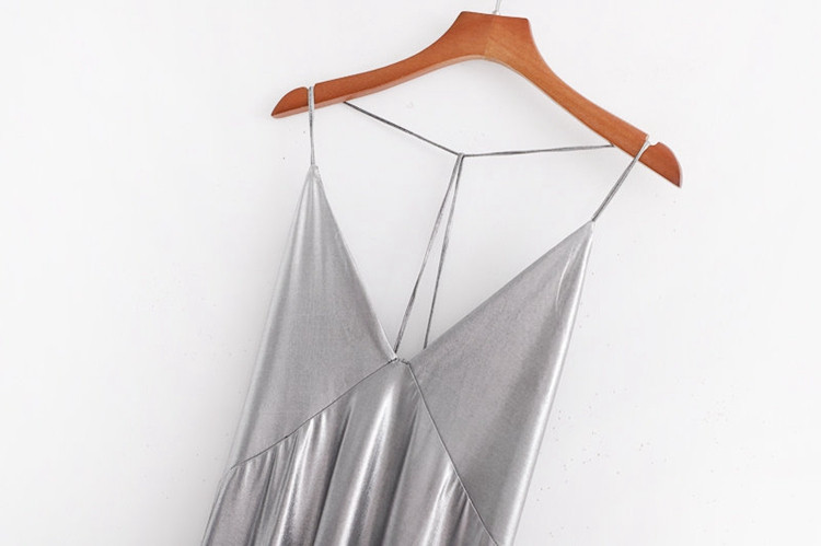 Rochie de dama lunga actuala de culoare argintie