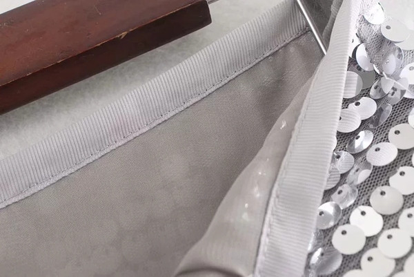 Fusta dama model nou cu paiete