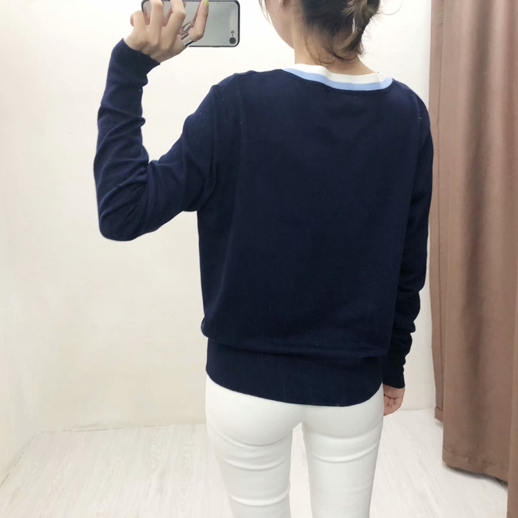 Vékony kötésből készült női kardigán kék színben