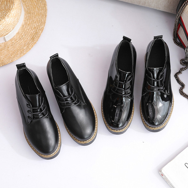 Pantofi casual dama cu sireturi in negru