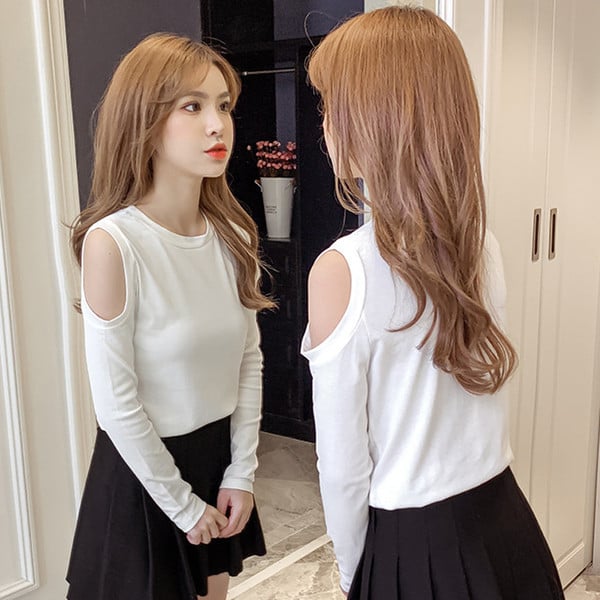 Bluza de dama model nou cu decolteu O in trei culori