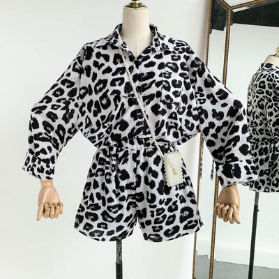 Set de dama modern din doua parti cu model leopard in doua culori