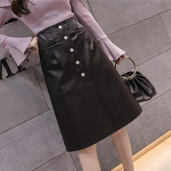 Fusta de dama actuala in doua culori cu nasturi si buzunare