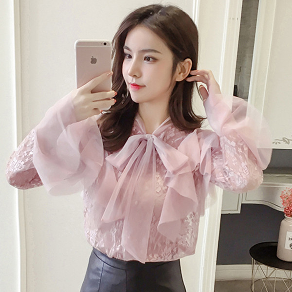 Cămașă elegantă de damă cu mâneci lungi și dantelă - în trei culori