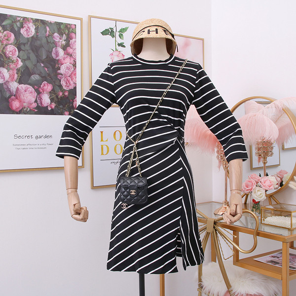 Rochie modernă de damă, cu fante și decolteu O - patru culori